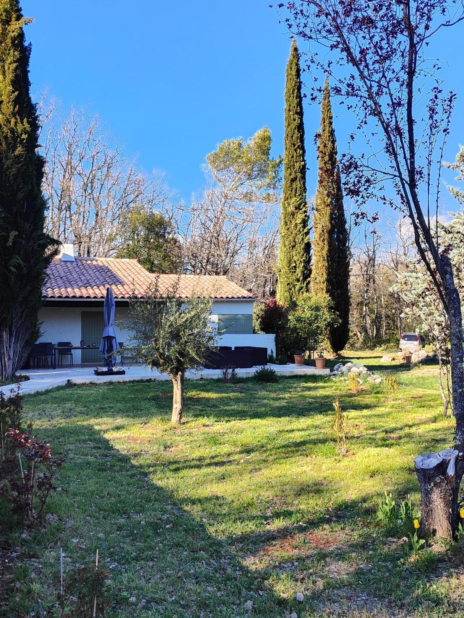 Villa Handres Nans-les-Pins Exterior foto